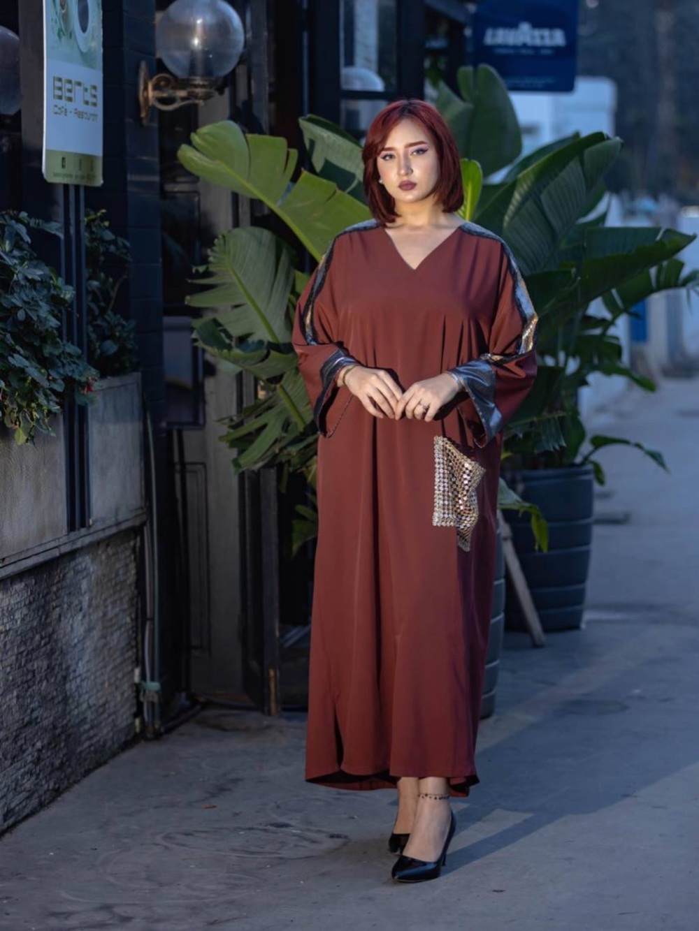 Elegant Maroon Womens Dress with Metallic Sleeve Accents - Picture 7 of 8